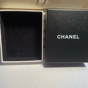 CHANEL empty jewelry box